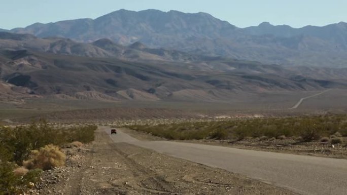 漫长的沙漠之路: 死亡谷