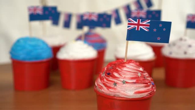 新西兰的怀唐日。蛋糕和旗帜