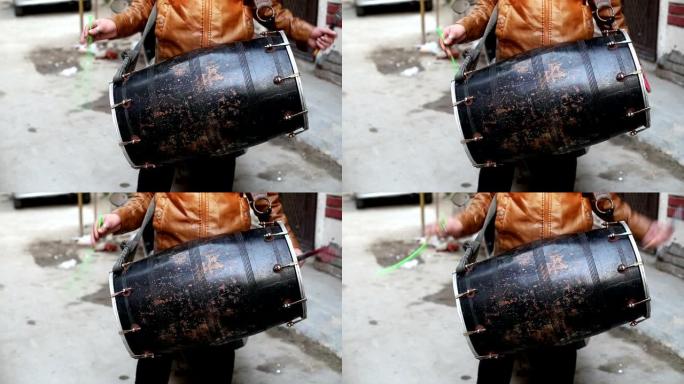 传统鼓鼓手 (Dhol)