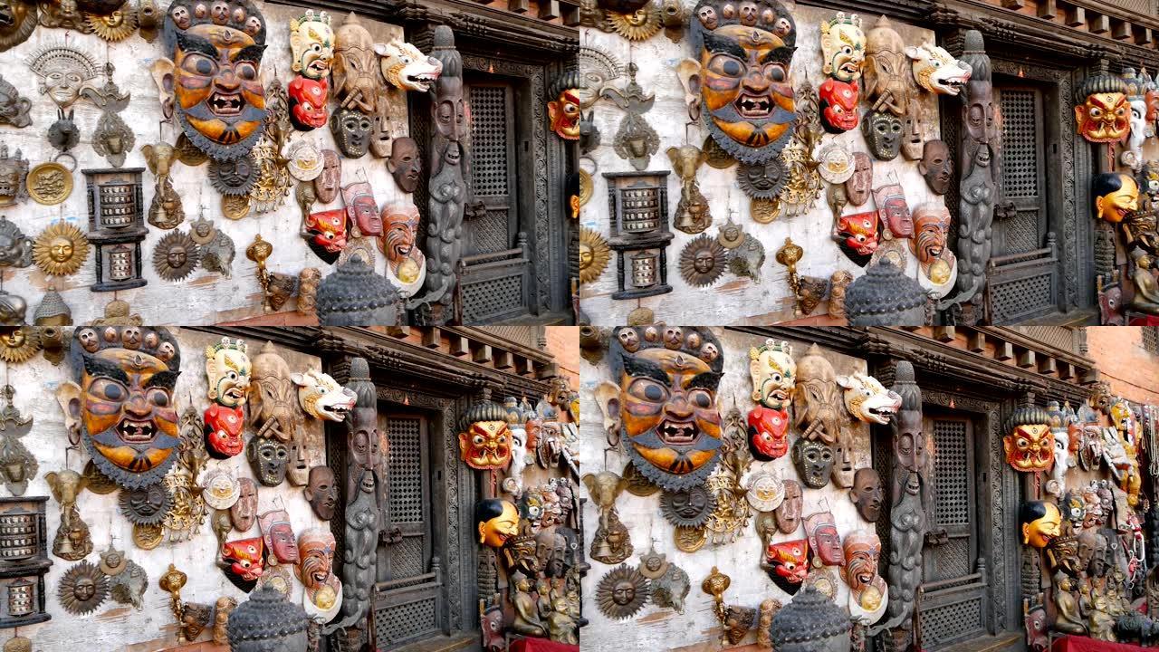 尼泊尔加德满都出售传统彩色手工木制面具和手工艺品。巴克塔普尔和帕坦杜巴的纪念品商店。Swayambh