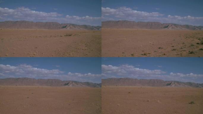 纳米比亚沙漠中的山