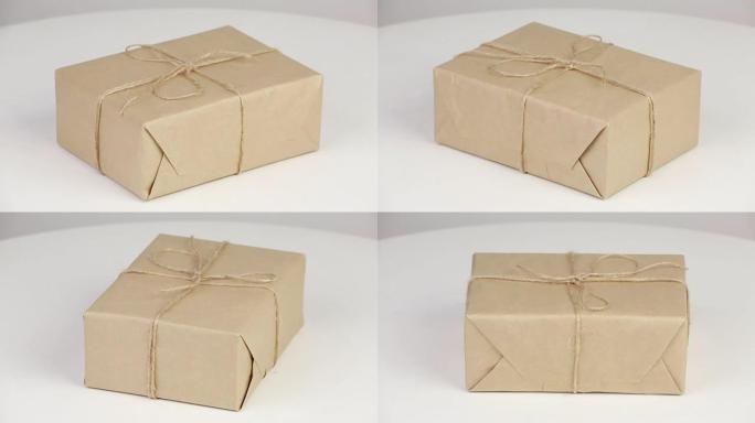 用包装纸覆盖的盒子