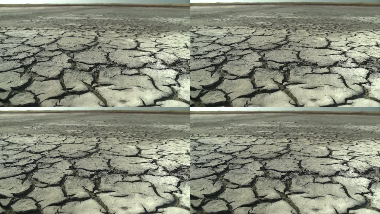 沙漠干燥和破裂的地面
