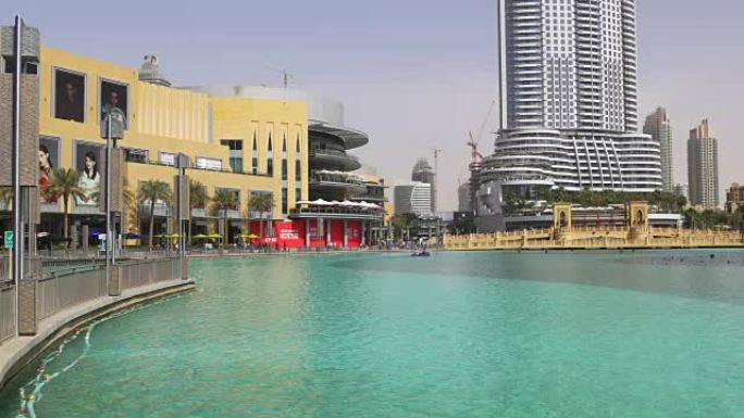 迪拜购物中心喷泉后院4k阿联酋
