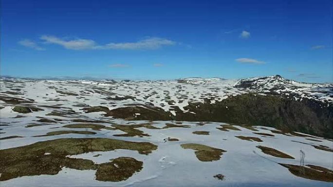 奥兰德斯菲耶莱特山口的挪威景观。