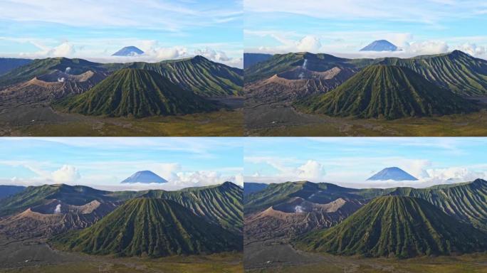 ZI: 布罗莫山是一座活火山，是印度尼西亚东爪哇省腾格里地块的一部分。