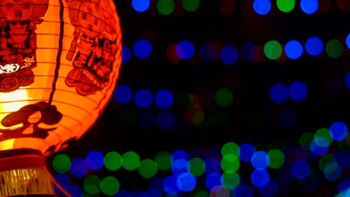 唐人街的中国新年灯笼，祝福文字意味着拥有财富和幸福