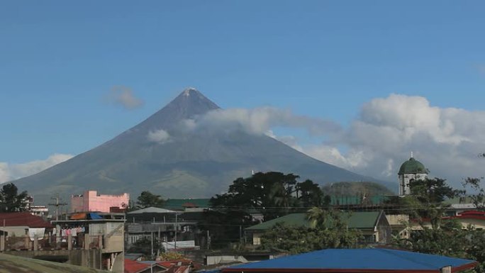 菲律宾黎牙实比马永火山