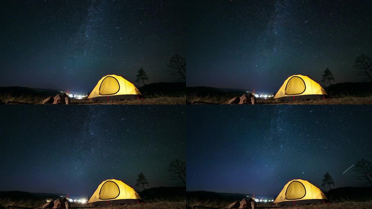 夜间移动帐篷上方的星星