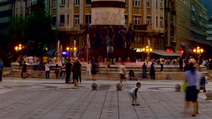 斯科普里马其顿广场的时间流逝
