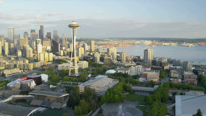 西雅图市中心的鸟瞰图太空针塔