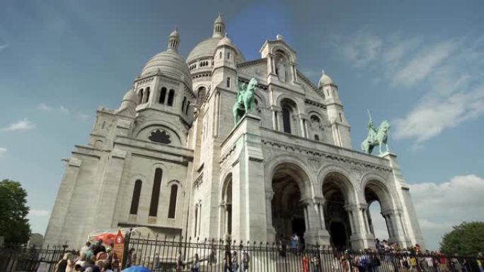 巴黎蒙马特圣心大教堂