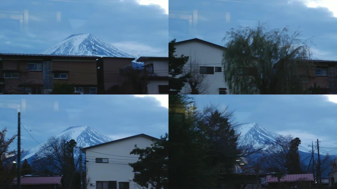 黎明时火车内的富士山景色