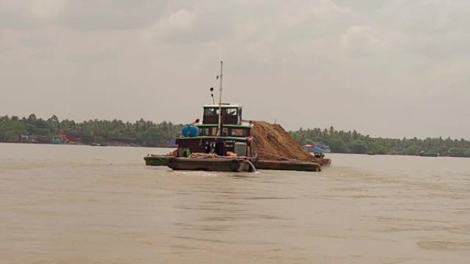 越南湄公河上的船