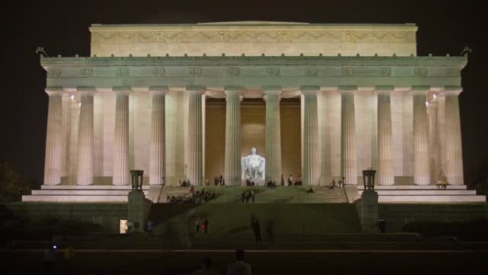 林肯纪念堂的夜景