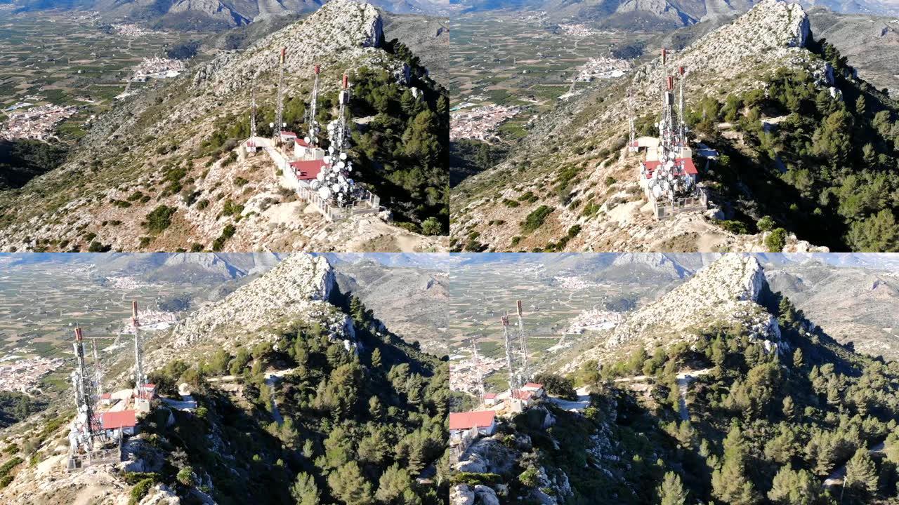 西班牙阿利坎特滨海阿尔塔塞加里亚山电信天线的空中无人机视图