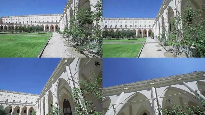 意大利修道院庭院有圆柱。飞行凸轮