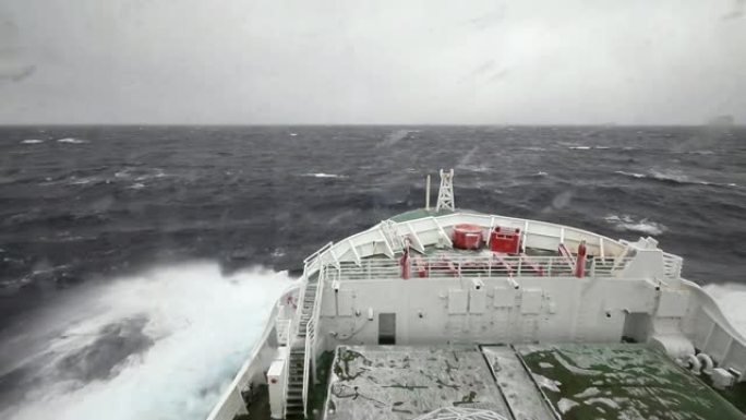 南大洋在重海巡航