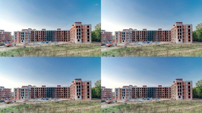 塔式起重机在莫斯科建造大型住宅楼延时