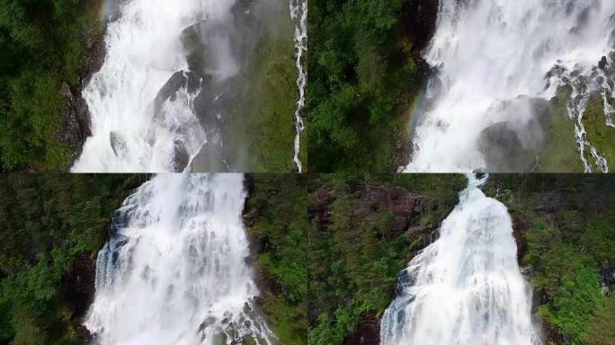 挪威美丽瀑布的鸟瞰图