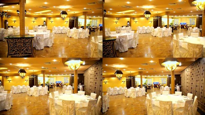 色彩鲜艳的欧洲餐厅。餐厅的内部设计。