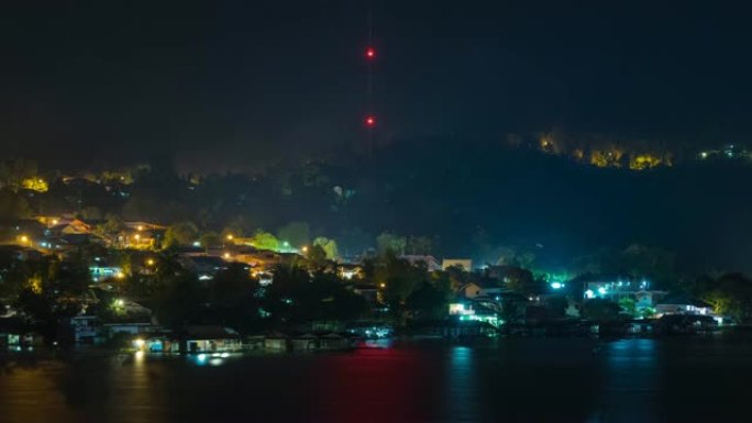 Sangklaburi夜晚的海滨