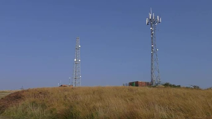 电信塔和建筑