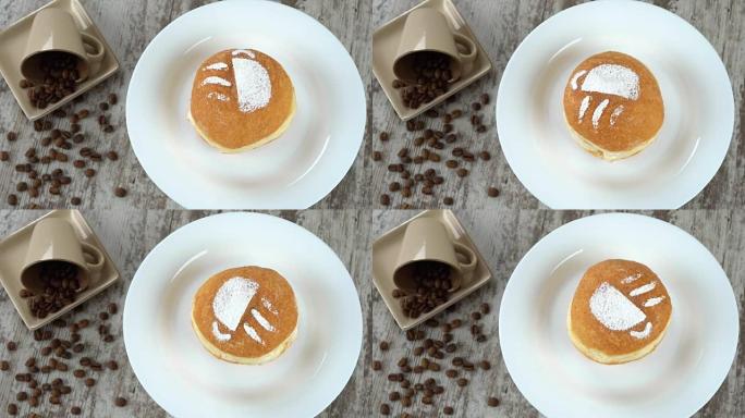 美味的自制甜甜圈加糖粉。无缝可环。