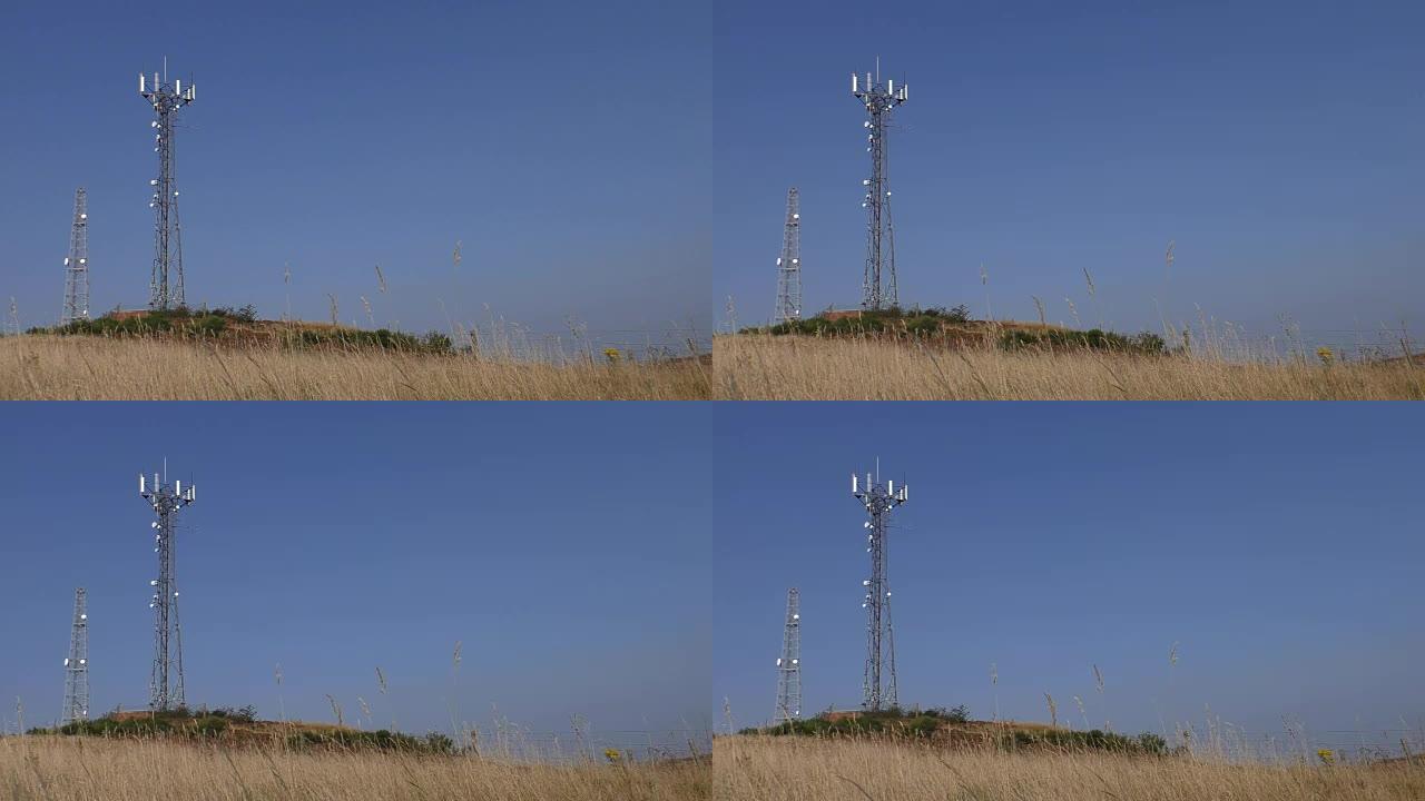 山顶上的电信塔