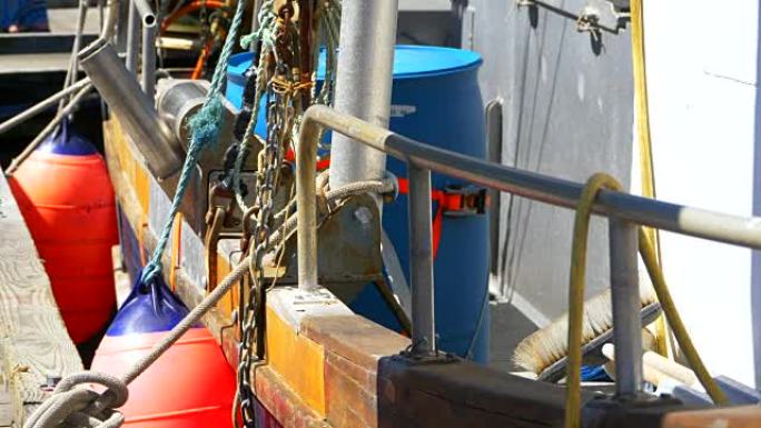 渔船保险杠、橙色系泊船、航海工业