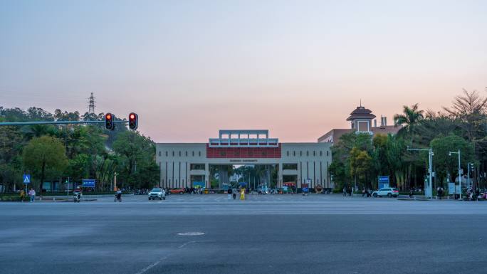 惠州学院校门口日转夜延时