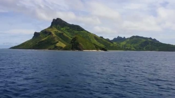 斐济亚萨瓦群岛之一的景观