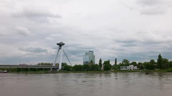 布拉迪斯拉发的多瑙河