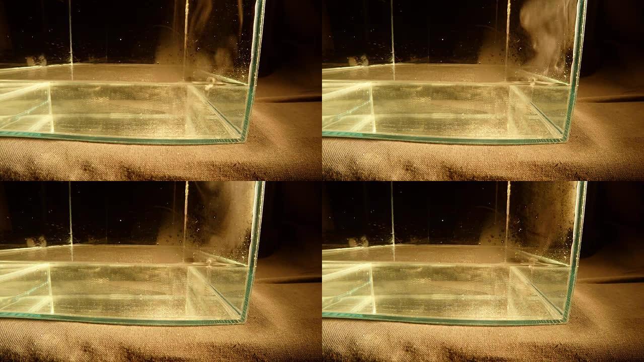 发烟球钠在液体中溶解在玻璃器皿壁附近