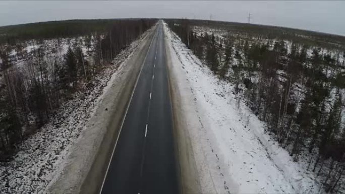 飞越北方空旷的道路