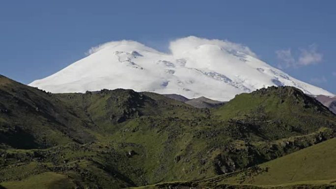 埃尔布鲁斯山。