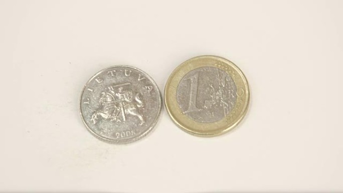 旧立陶宛2008年硬币和1欧元硬币
