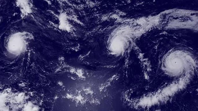 海洋上空的云层和飓风风暴，卫星视图。