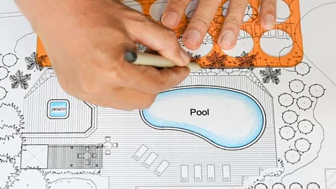 景观设计师设计带游泳池的后院平面图