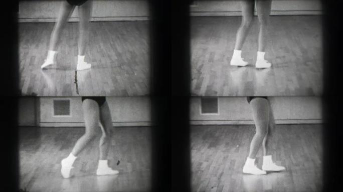 1966:爵士舞移动2个近距离后踢步拖步滑梯。