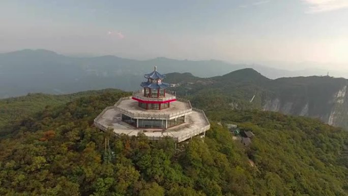 天门山顶天门山寺