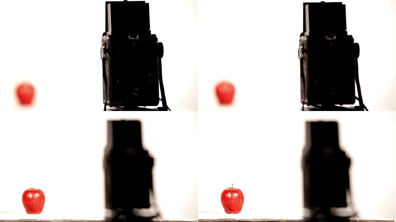 用旧的中格式胶片相机拍摄苹果的过程