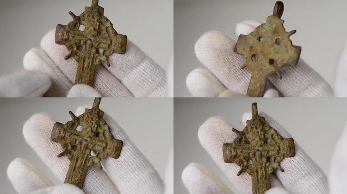 考古发现基督教胸甲十字架