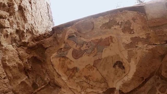 古董镇萨拉米斯东塞浦路斯法马古斯塔废墟上的剩余马赛克