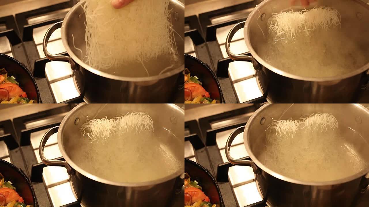 沸水米粉