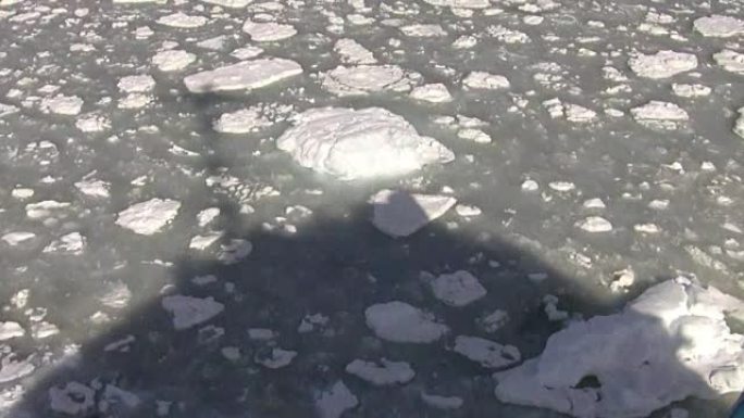 南极洲: 破冰船
