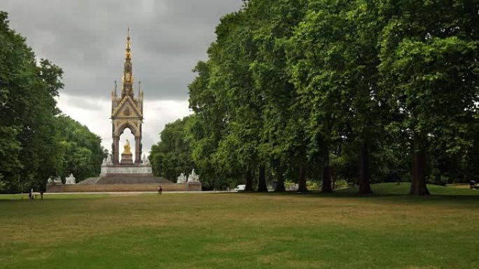 伦敦肯辛顿花园的阿尔伯特纪念馆。