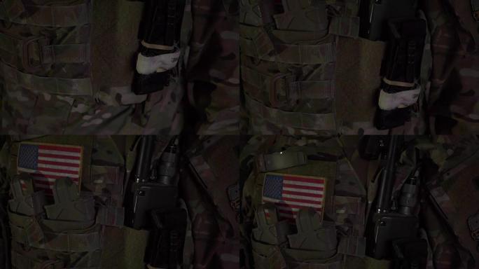 防弹背心上带有美国国旗标签的士兵的特写镜头