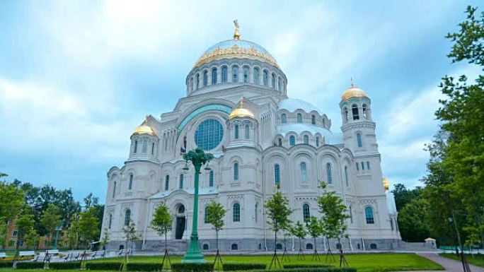 圣尼古拉斯喀琅施塔得海军主教座堂。圣彼得堡。俄罗斯。延时