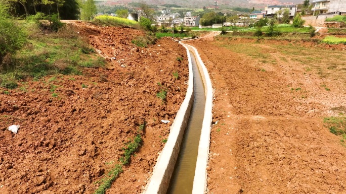 云南罗平农田水利灌溉工程水渠
